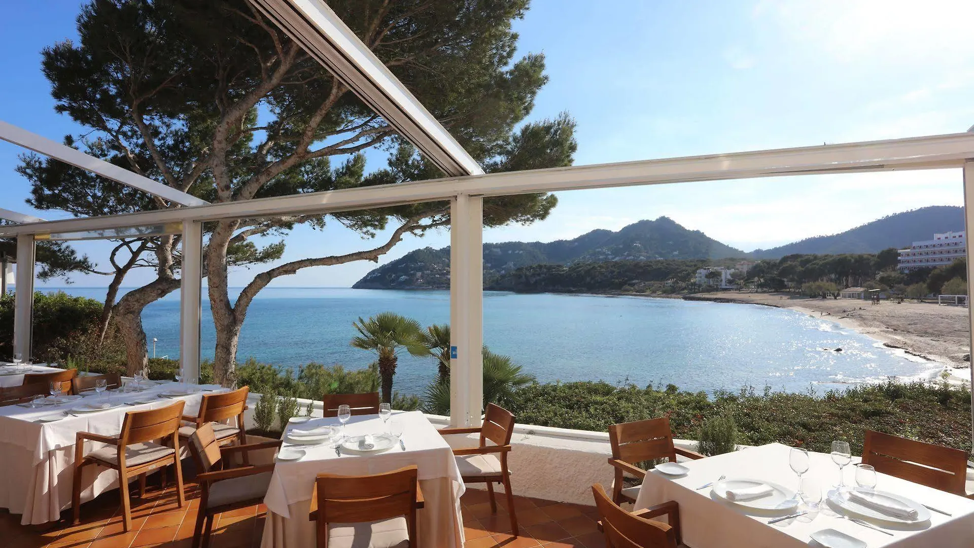 Cap Vermell Beach Hotel Canyamel